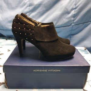 Adrienne Vittadini suede heels